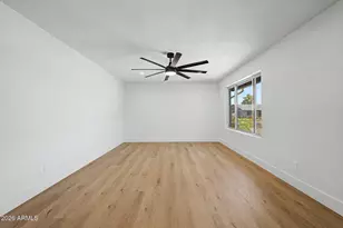 2023 E Cornell Dr, Tempe, AZ 85283 - Photo 9
