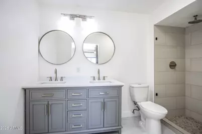 3102 E Clarendon Avenue #207, Phoenix, AZ 85016 - Photo 19