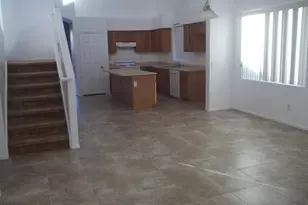 3898 S Stallion Dr, Gilbert, AZ 85297 - Photo 3