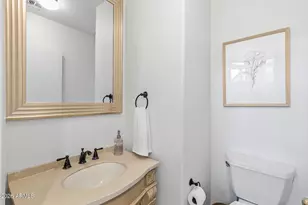 974 W Leah Ln, Gilbert, AZ 85233 - Photo 15