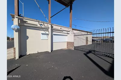 9108 N Cave Creek Road, Phoenix, AZ 85020 - Photo 11