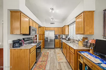 17284 N Ponca Way, Surprise, AZ 85374 - Photo 13