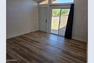 525 N May Street #9, Mesa, AZ 85201 - Photo 5