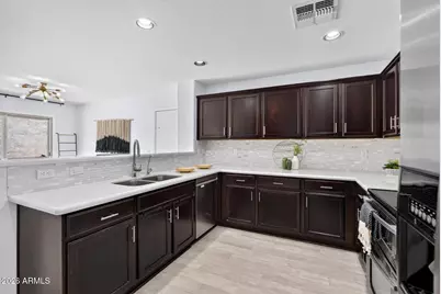 954 S Deerfield Lane, Gilbert, AZ 85296 - Photo 13
