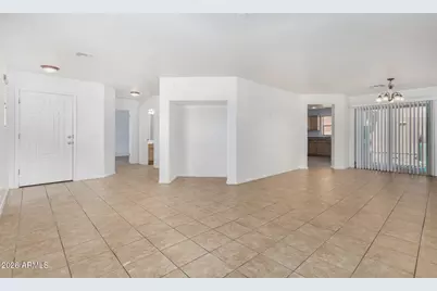 2261 S Ponderosa Drive, Gilbert, AZ 85295 - Photo 5