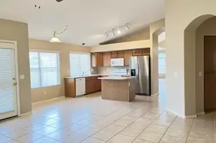 6375 W Adobe Dr, Glendale, AZ 85308 - Photo 7