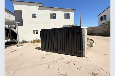 4037 S 12th Street #110, Phoenix, AZ 85040 - Photo 29