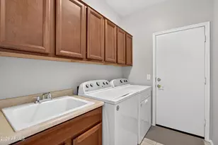 589 W Hereford Dr, San Tan Valley, AZ 85143 - Photo 35