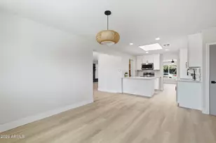 2617 W Lawrence Rd, Phoenix, AZ 85017 - Photo 13