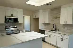 2617 W Lawrence Rd, Phoenix, AZ 85017 - Photo 1