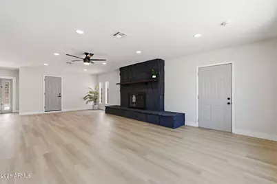 2617 W Lawrence Road, Phoenix, AZ 85017 - Photo 9