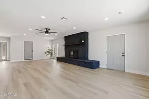 2617 W Lawrence Rd, Phoenix, AZ 85017 - Photo 9