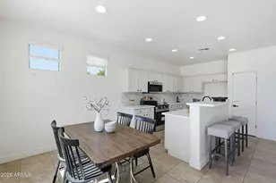 437 S 163rd Ln, Goodyear, AZ 85338 - Photo 11