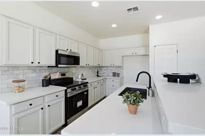 437 S 163rd Lane, Goodyear, AZ 85338 - Photo 17
