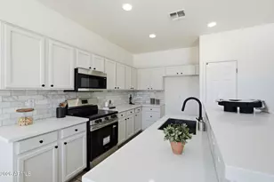 437 S 163rd Ln, Goodyear, AZ 85338 - Photo 17