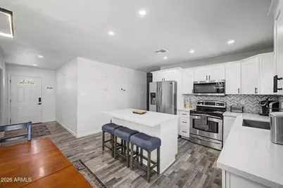 14638 N 35th Drive, Phoenix, AZ 85053 - Photo 13