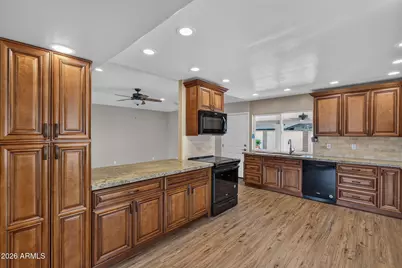 4548 W Echo Lane, Glendale, AZ 85302 - Photo 19