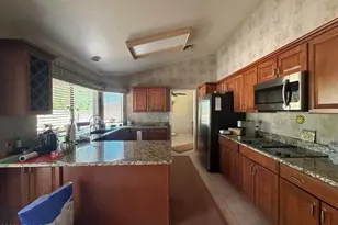 9418 W Tonto Ln, Peoria, AZ 85382 - Photo 9