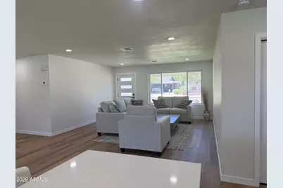 2836 E Yucca Street, Phoenix, AZ 85028 - Photo 3
