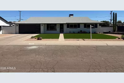2836 E Yucca Street, Phoenix, AZ 85028 - Photo 1