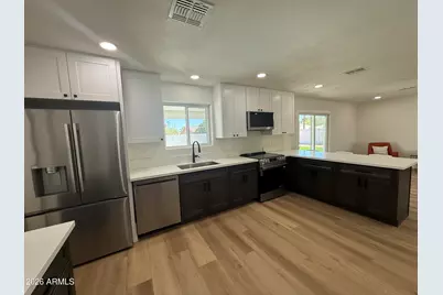 2836 E Yucca Street, Phoenix, AZ 85028 - Photo 7