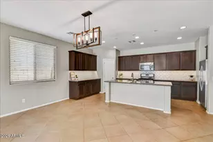 12026 W Tether Trl, Peoria, AZ 85383 - Photo 7