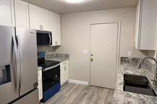 5033 E Colby St, Mesa, AZ 85205 - Photo 9