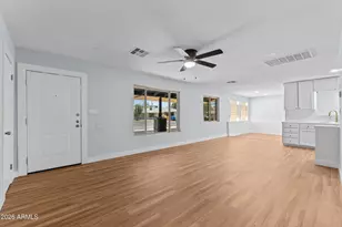 4426 N 34th Dr, Phoenix, AZ 85017 - Photo 9