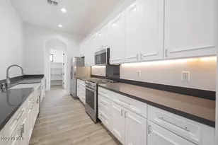 18609 W Porter Dr, Goodyear, AZ 85338 - Photo 15