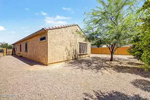19530 N 260th Dr, Buckeye, AZ 85396 - Photo 23