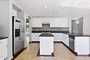 1166 E Stottler Dr, Gilbert, AZ 85296 - Photo 3
