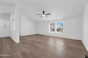 2547 E Tonto Ln, Phoenix, AZ 85050 - Photo 5