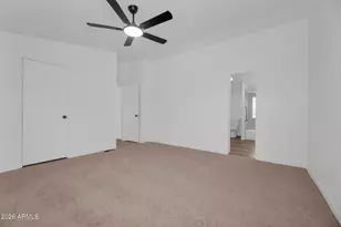 2547 E Tonto Ln, Phoenix, AZ 85050 - Photo 17