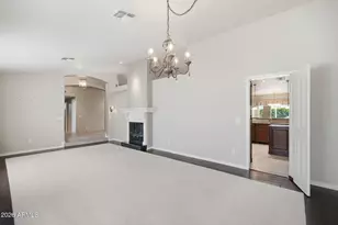 4561 E Enrose St, Mesa, AZ 85205 - Photo 9