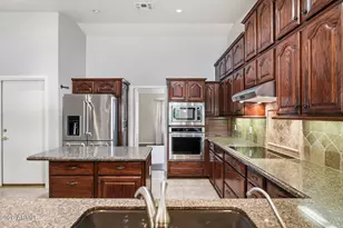 4561 E Enrose St, Mesa, AZ 85205 - Photo 15