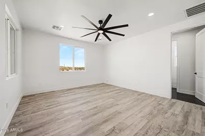 9621 S 351st Avenue, Arlington, AZ 85322 - Photo 13
