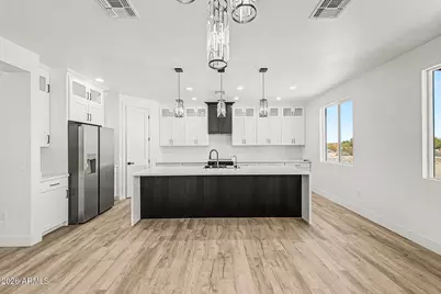 9621 S 351st Avenue, Arlington, AZ 85322 - Photo 5