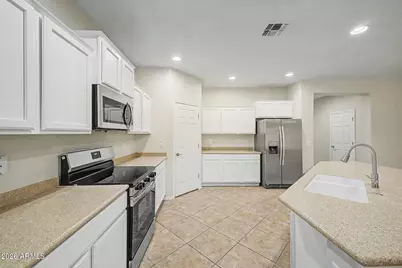 5818 W Pedro Lane, Laveen, AZ 85339 - Photo 9