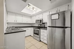 461 W Holmes Ave, Mesa, AZ 85210 - Photo 9