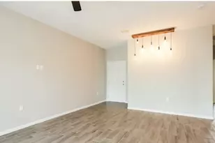 506 W Latona Rd, Phoenix, AZ 85041 - Photo 3