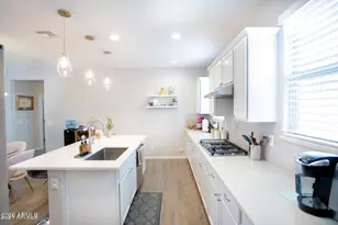 9969 W Robin Ln, Peoria, AZ 85383 - Photo 11