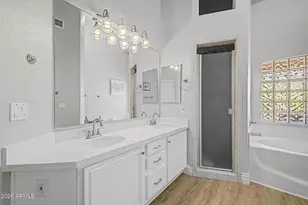 4242 E Lupine Ave, Phoenix, AZ 85028 - Photo 19