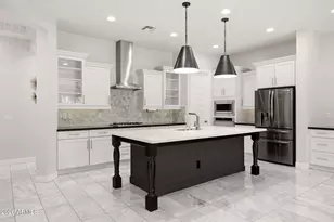 4522 E Vista Bonita Dr, Phoenix, AZ 85050 - Photo 3