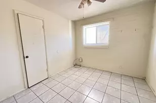 2232 E Burgess Ln, Phoenix, AZ 85042 - Photo 7
