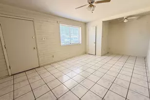 2232 E Burgess Ln, Phoenix, AZ 85042 - Photo 5