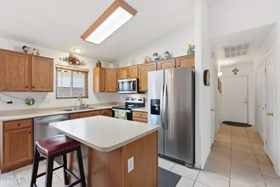 2525 N 109th Avenue, Avondale, AZ 85392 - Photo 3