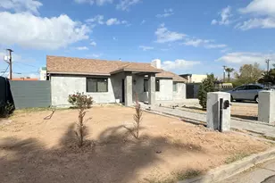 2502 E Edgemont Ave, Phoenix, AZ 85008 - Photo 1