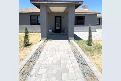 2502 E Edgemont Avenue, Phoenix, AZ 85008 - Photo 3