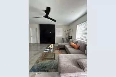 2502 E Edgemont Avenue, Phoenix, AZ 85008 - Photo 9
