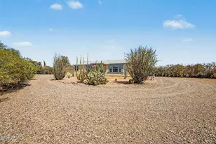 35440 N Sierra Vista Dr, San Tan Valley, AZ 85140 - Photo 3
